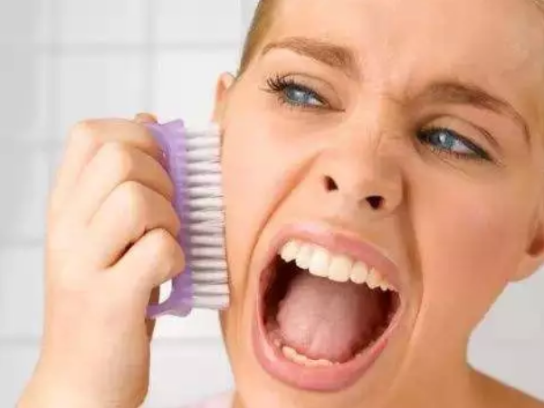 臉上為什么愛出油？獨生美告訴你臉上愛出油怎么辦？美容護膚官網！