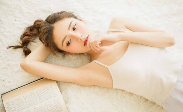 女人秋季如何美白祛斑？超實用的幾個美白祛斑淡斑護膚保養秘籍，不可再錯過！